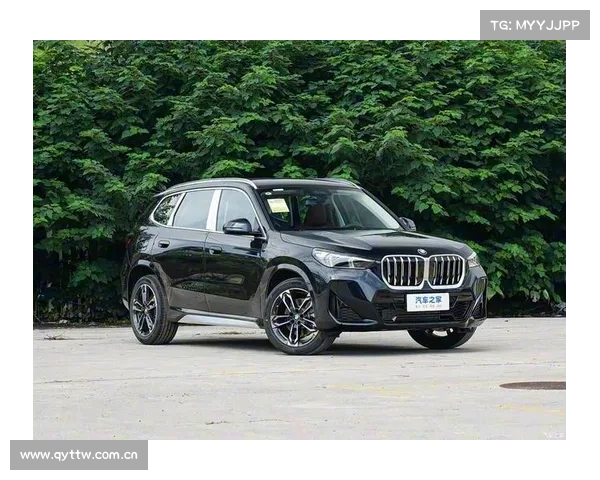 全新宝马X1：尺寸再加大，实用性提升，选它还是奥迪Q3？